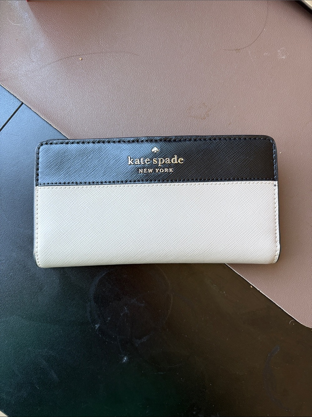 kate spade Two-Tone Black and Cream Continental Zip Wallet